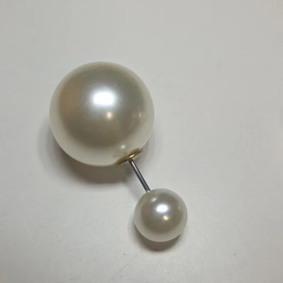 New Pearl Earrings - Picture 4 of 6